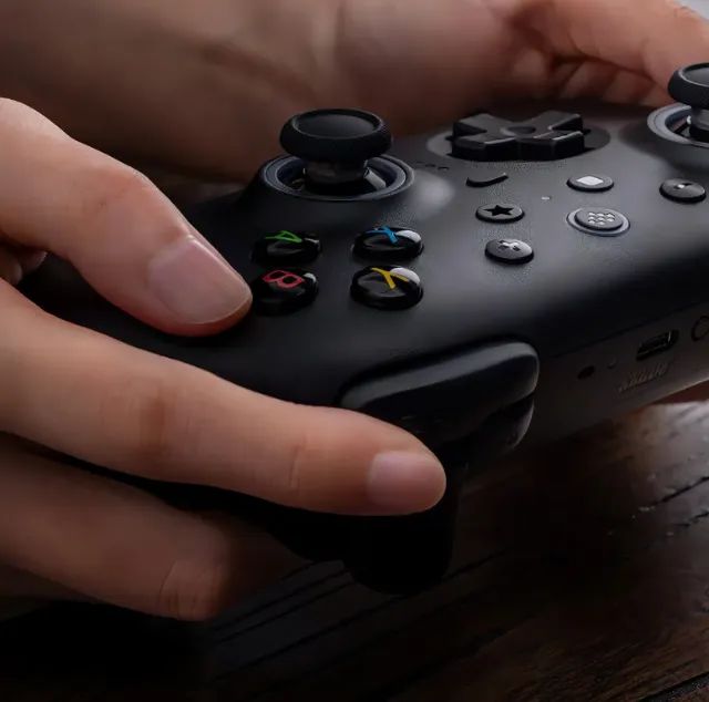 Controle Sem Fio 8bitdo Ultimate 2 Wireless Preto Com Dock  - Foto 4