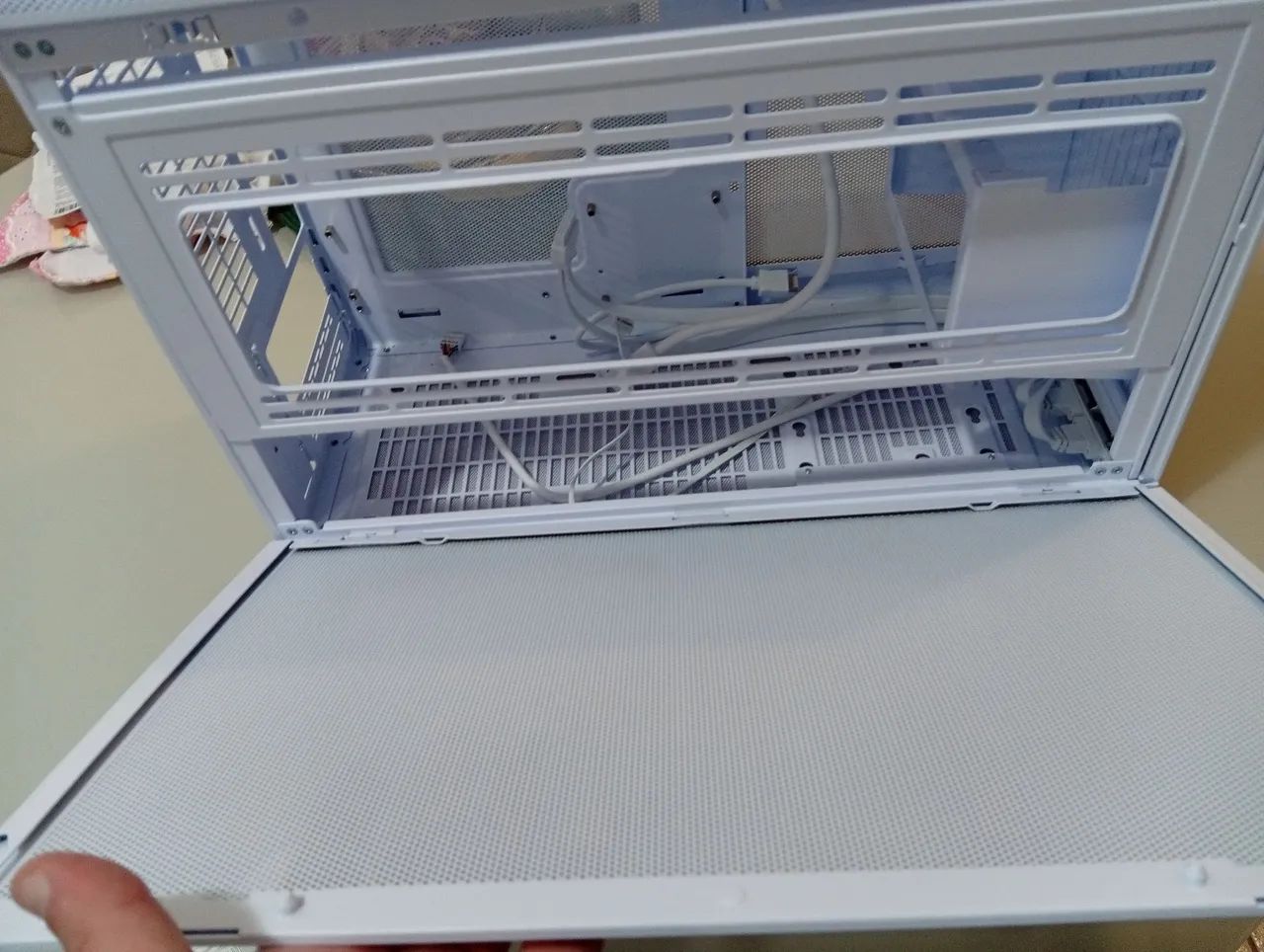 Gabinete lian li matx branco  - Foto 2