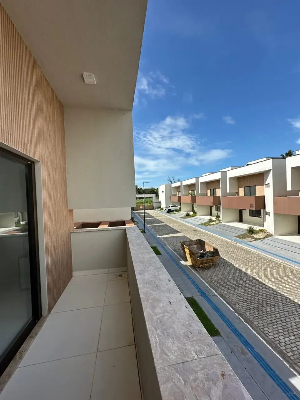 Casa de Condomínio Duplex Climatizada Aracagy
