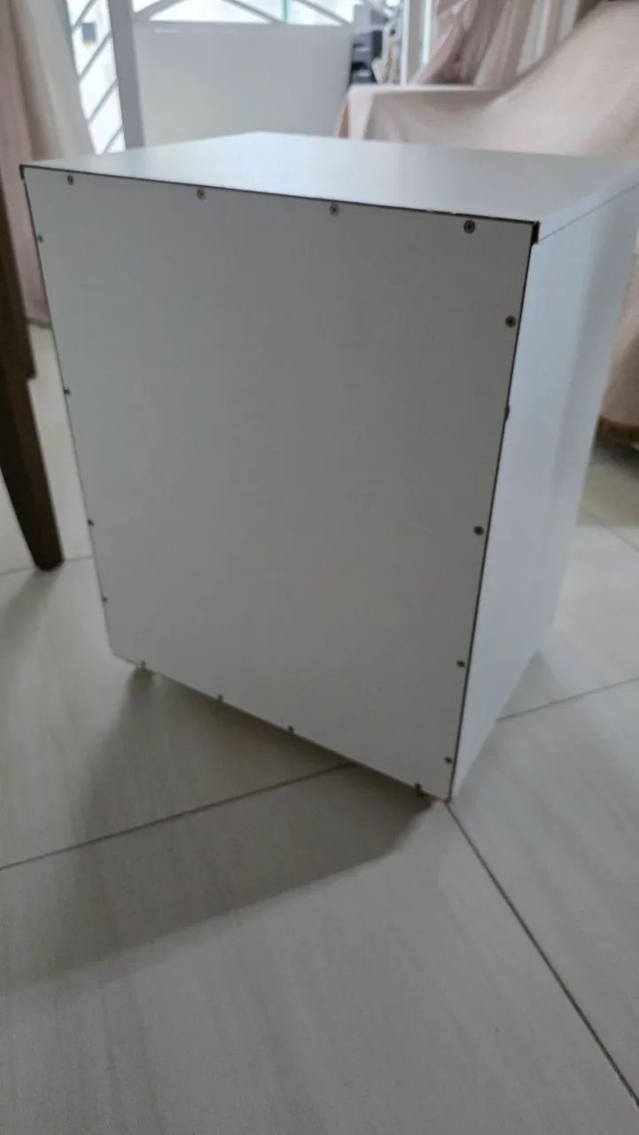 Escrivaninha de apoio semi-nova - Foto 4