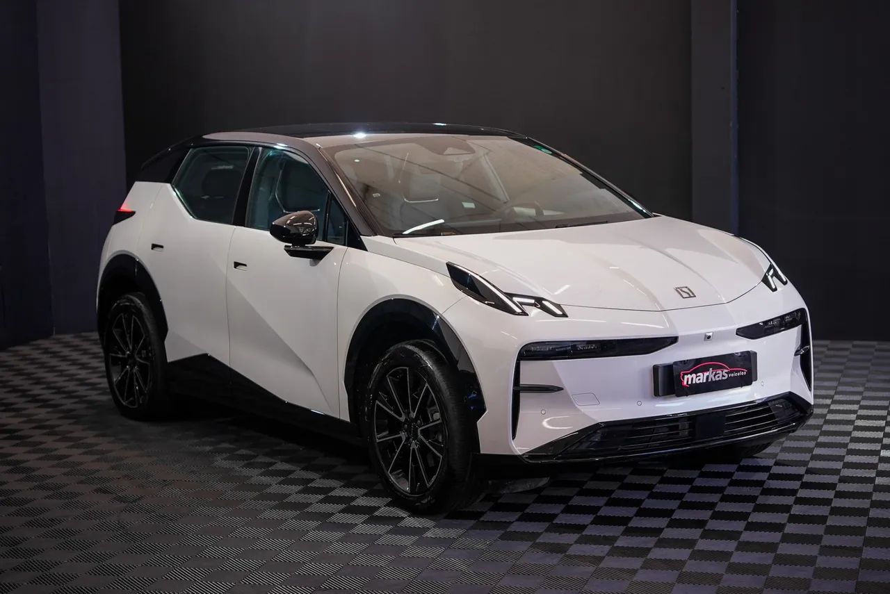 Zeekr X X Premium (Elétrico) 2025