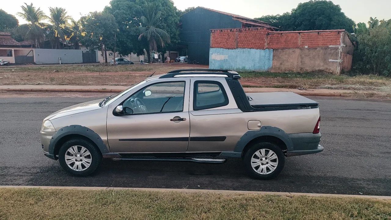 Fiat Strada Working Celeb.1.4 Fire Flex 8V CD 2012 - Foto 4