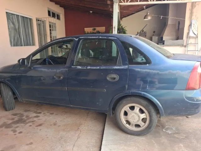 Chevrolet Corsa Sedan 1.0 MPFI 8V 71cv 4P 2003