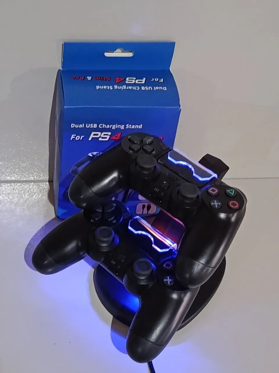 Base Carregadora Dupla para Controle PS4 - Dock para 2 Controles - Foto 3