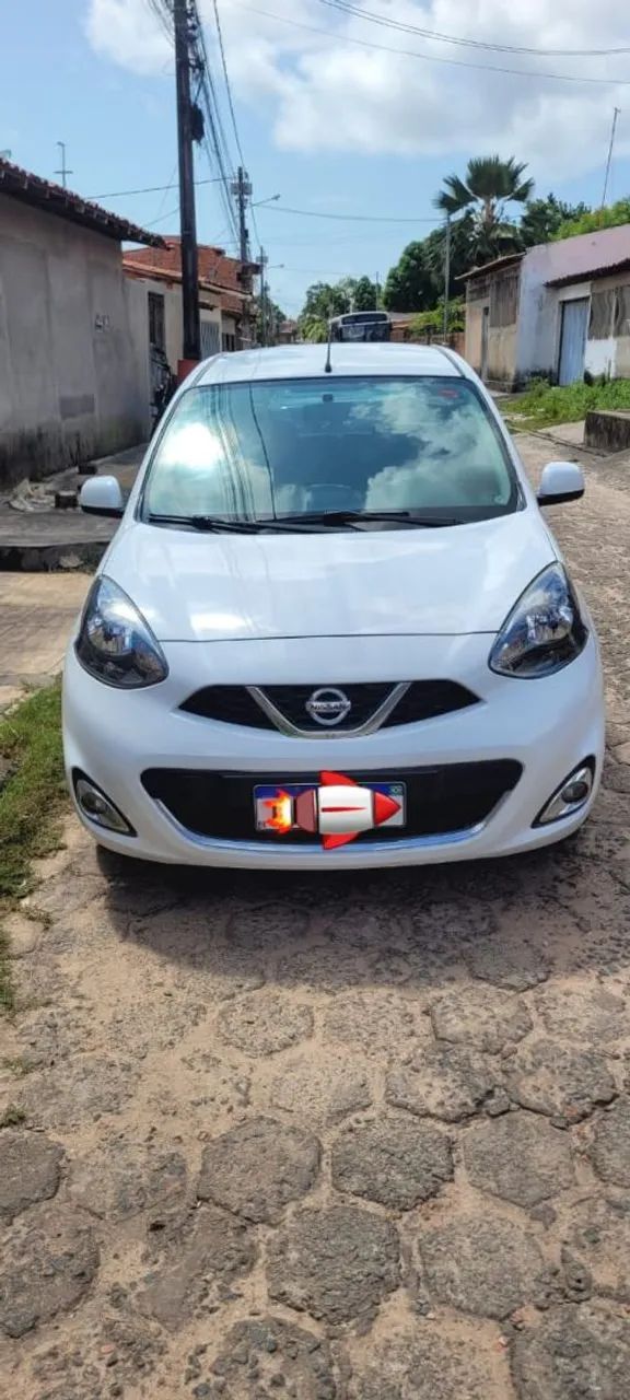 Nissan March 2016