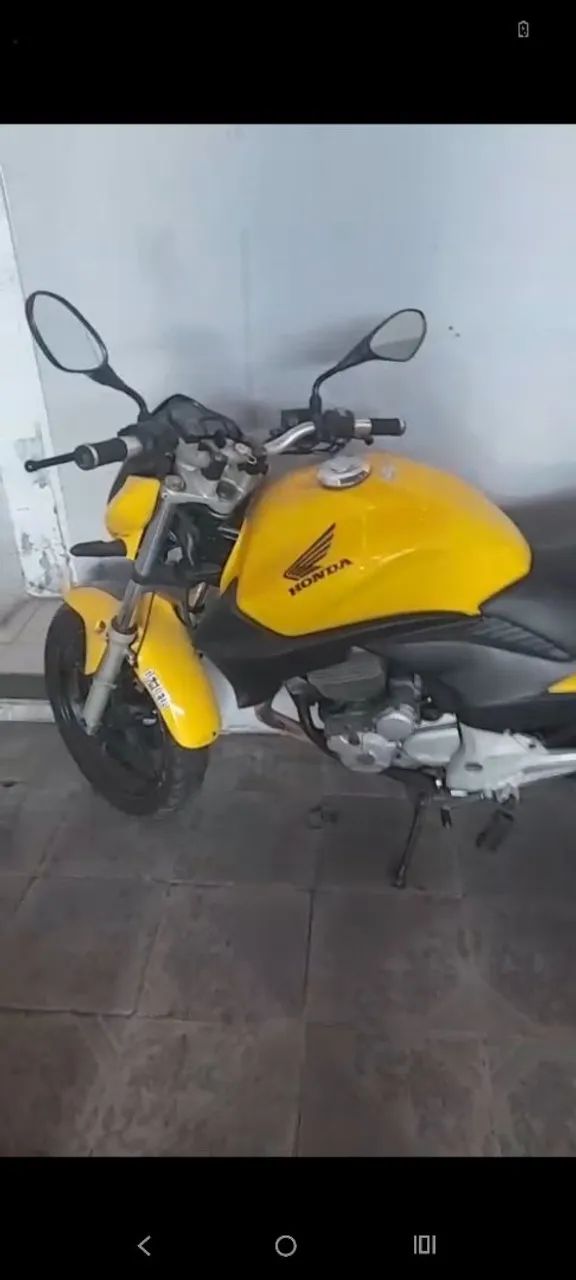 CB 300