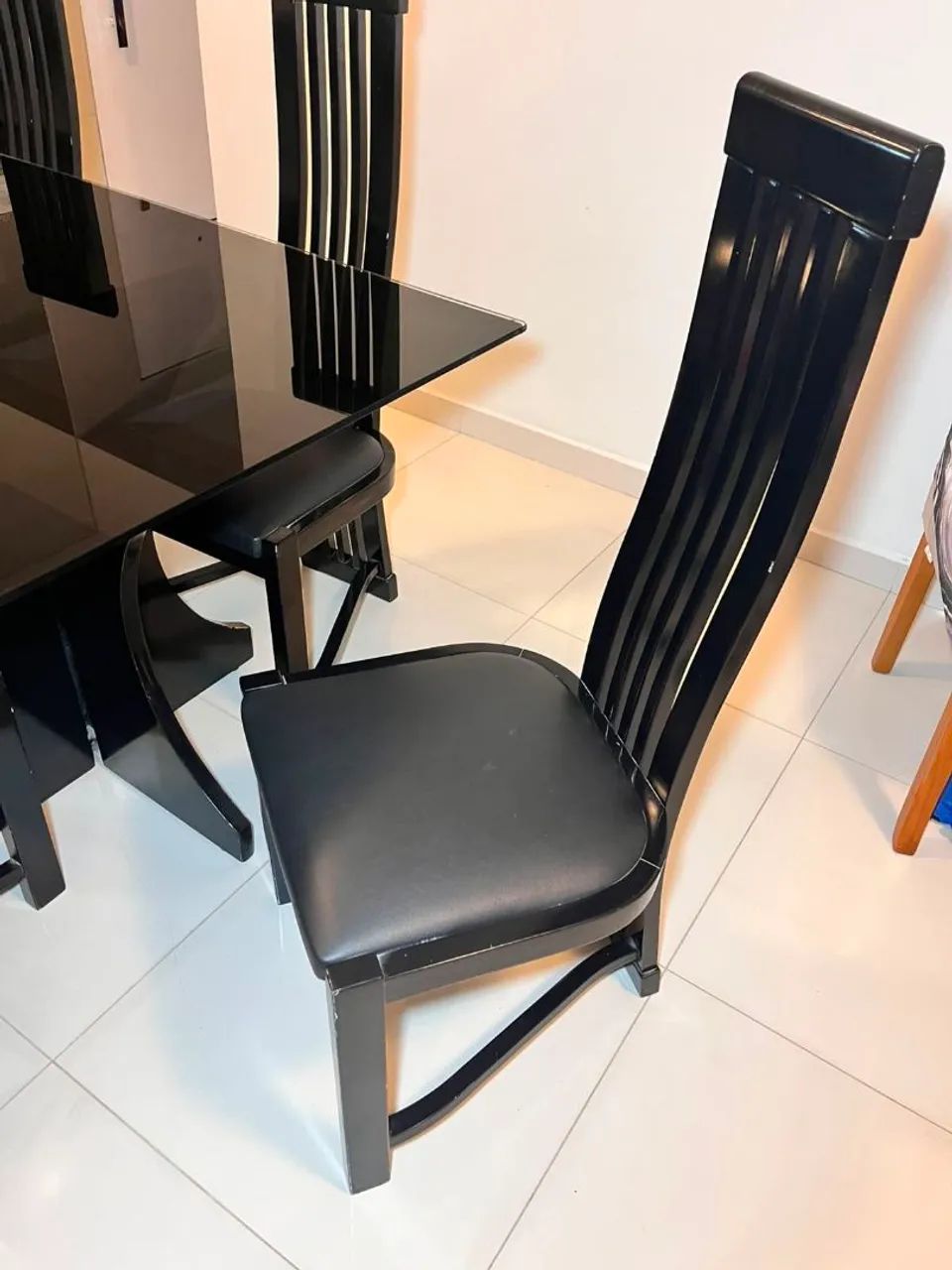 MESA COM 6 CADEIRAS + ARCA  - Foto 4