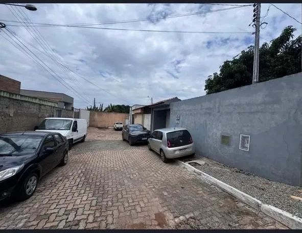 CASA ARNIQUEIRAS 