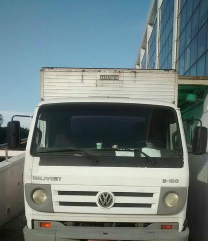 VW 8.150 Baú Vistoriado 2018