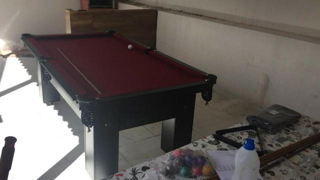 Mesa (Quatro Pés) Cor Preta Tecido Amarelo Mod. DGTF2487