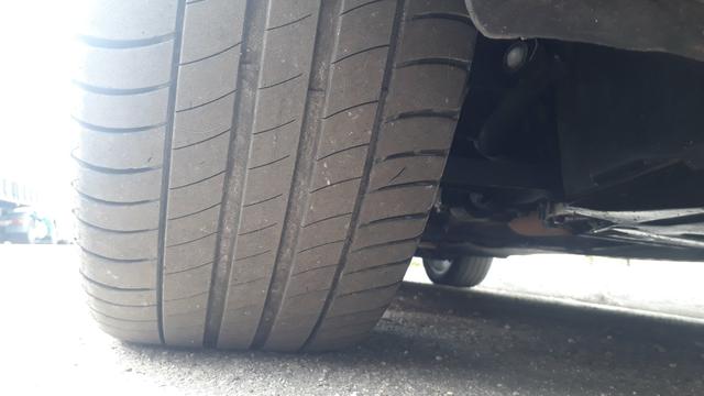 Jetta 2.5 completo com teto - Foto 4