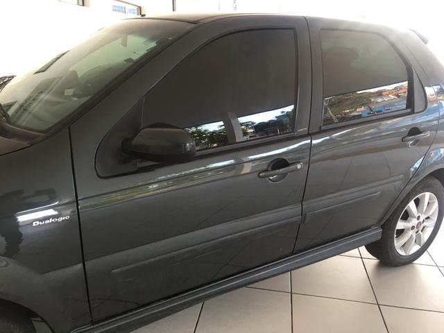FIAT - PÁLIO ELX 1.8 ano 2010/2010, COM GNV G5, automático , única dona - Foto 13