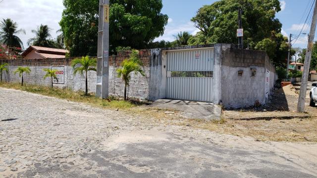 Terreno na Lagoa Redonda, medindo 3.400m², ao lado de três Condomínios - Foto 2