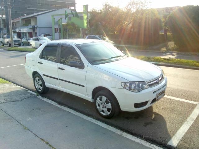 Fiat Siena 2010/2011 - Foto 2