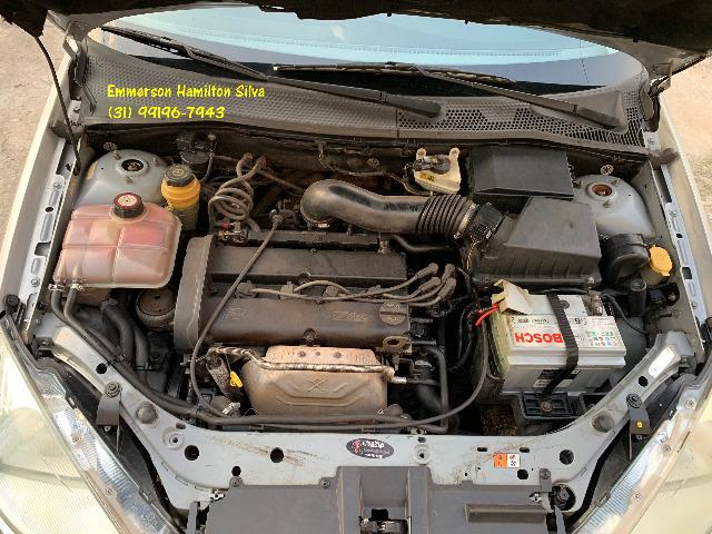 Focus Sedan Ghia 2.0 16V Flex - Foto 14
