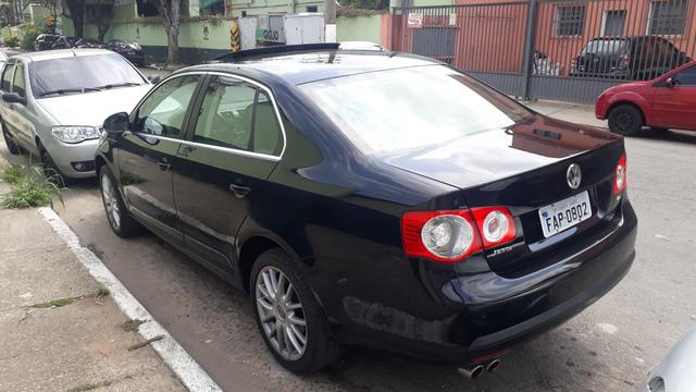 Jetta 2.5 completo com teto - Foto 5