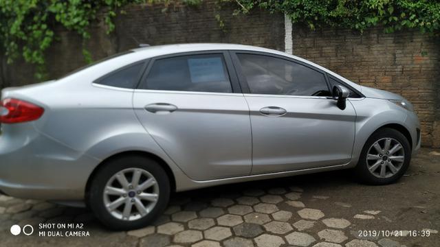 New fiesta sedan - Foto 2