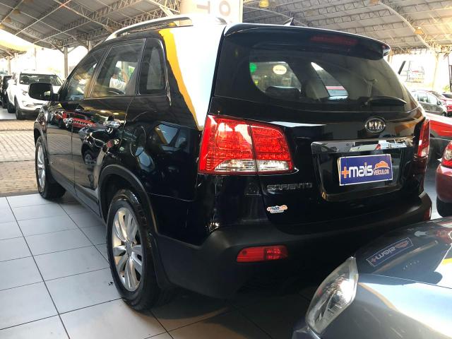 KIA SORENTO 2010/2011 2.4 EX2 4x4 16V GASOLINA 4P AUTOMÁTICO - 2011 - Foto 4