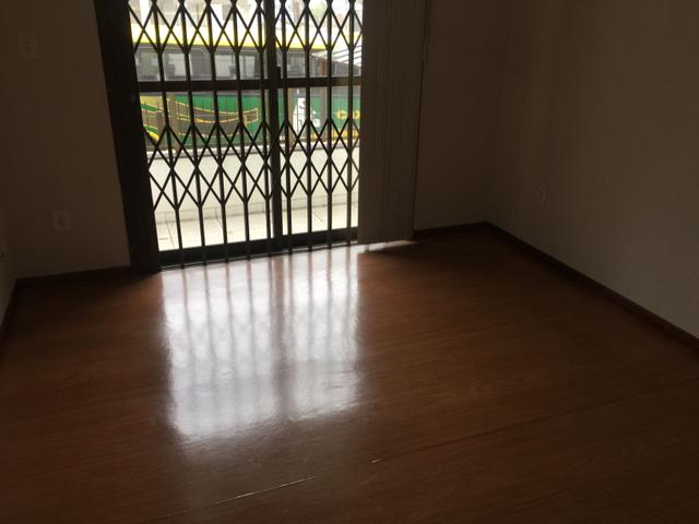 Apto dois dormitórios com garagem churrasqueira - Foto 10