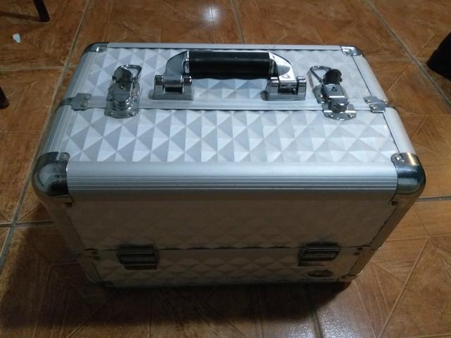 Vendo maleta de maquiagem nova