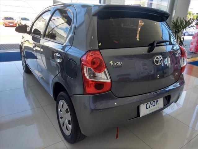 Toyota Etios 1.3 x 16v - Foto 6