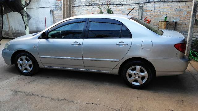 Toyota Corolla Xei automático Carro Bem Conservado 2005/2006