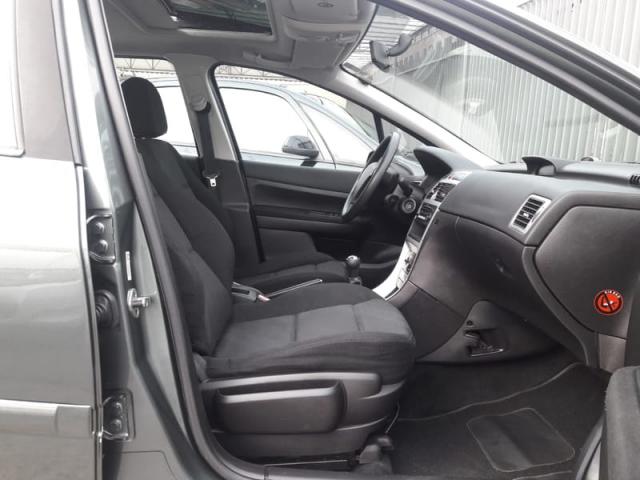 PEUGEOT 307 HATCH PRESENCE(Pack) 1.6 16v 2010 - Foto 5
