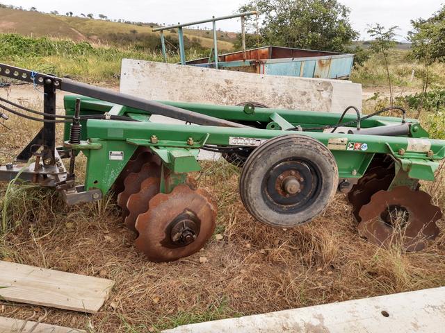 Trator e grade - Foto 5