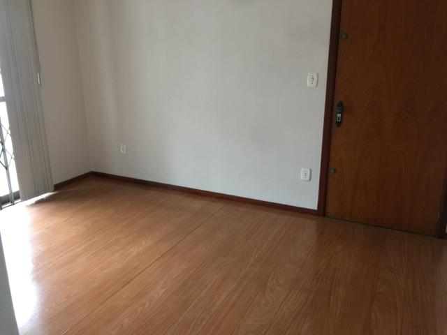 Apto dois dormitórios com garagem churrasqueira - Foto 3