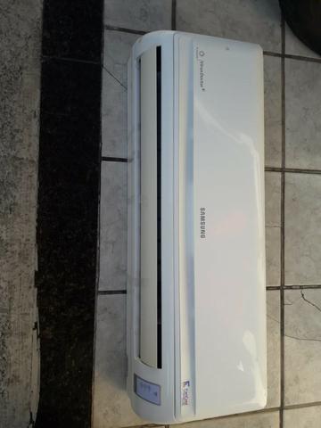 Vendo ar condicionado split 9000 btus gelando bem - Foto 2