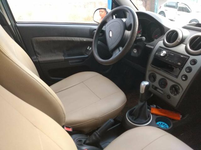 Carro - Foto 2