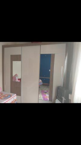 Vendo guarda roupa E cama Box - Foto 3