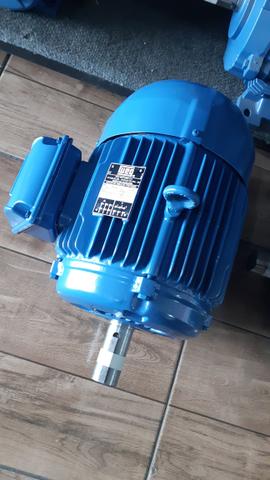 Motor elétrico Weg W22 10cv 4pólos trifásico 1720rpm.