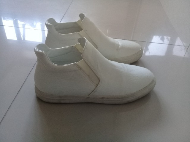 tenis slip on zara