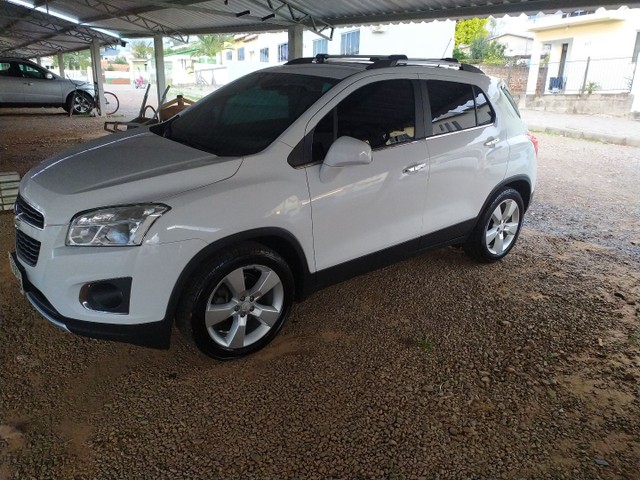 TRACKER 1.8 LTZ AUTOMÁTICA