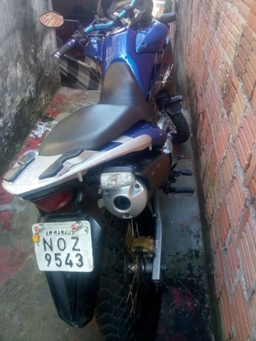 VENDO ESSA XRE 300 VALOR 11.000