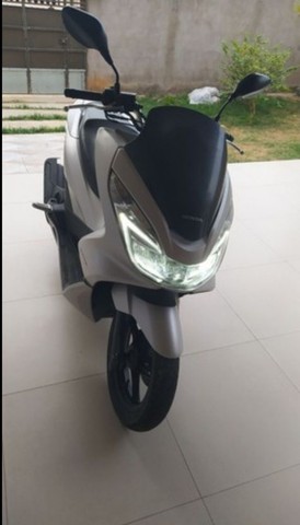 MOTO HONDA PCX 150  PARCELAMOS  