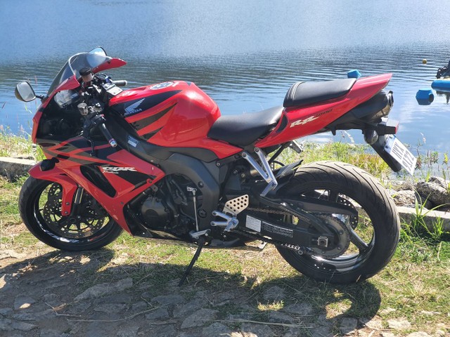 HONDA CBR1000RR FIREBLADE ANO 2007
