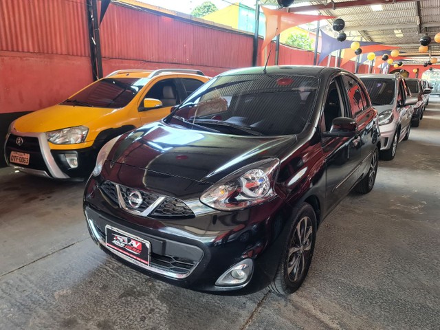 NISSAN MARCH 2015 1.6 1 MIL DE ENTRADA AÉRCIO VEÍCULOS SDB