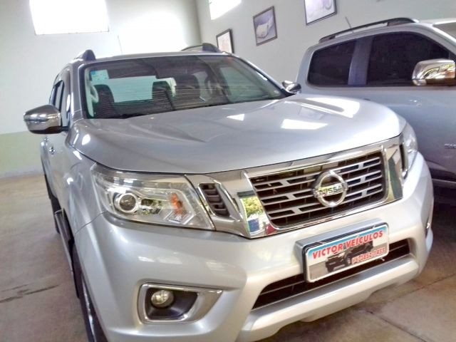 FRONTIER XE 4X4 PRATA 2019