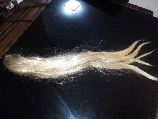 Acessório para cabelo loiro liso - Foto 3