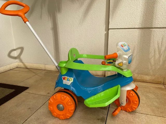 Triciclo Motoca Infantil Passeio Empurrador Pedal Som Verde