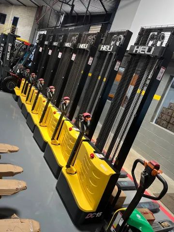 Empilhadeira Transpaleteira Paleteira Elétrica - Foto 5