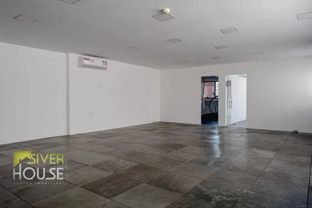 Sala comercial para alugar ou vender no metrô São Judas