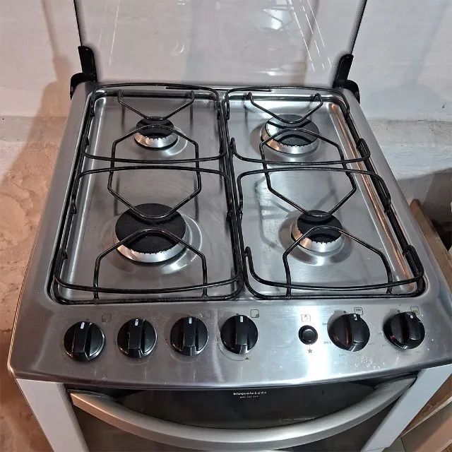 Fogão 4 bocas e 2 fornos Electrolux - Foto 3