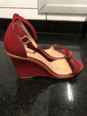 Linda sandália anabela da Arezzo, número 35 - Foto 5