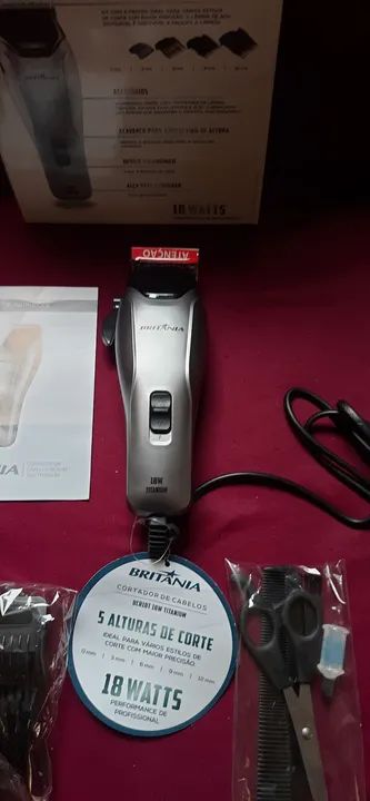 Máquina de cortar cabelo- Britânia Voltagem 220 - Foto 2