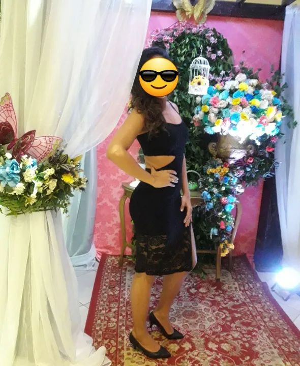 Vestido preto midi  rendado