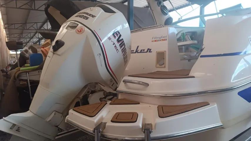 Lancha Focker 255 - Foto 7