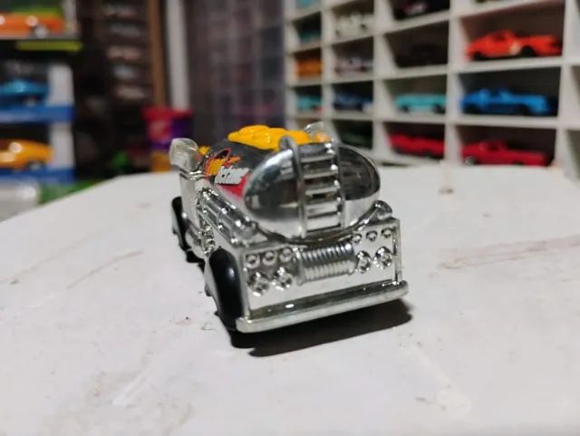 Hot Wheels - Fast Gassin - Leia a descrição - Foto 4